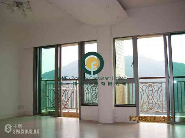 Kennedy Town - The Merton 03