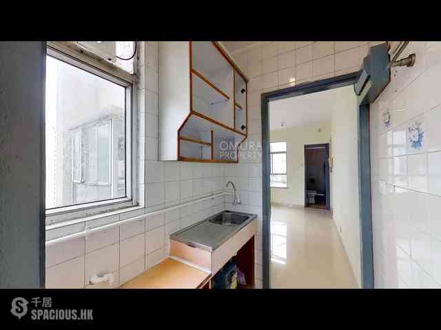 Sai Ying Pun - Wing Sing Court 09