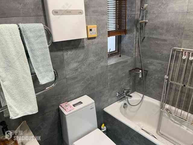West Kowloon - Sorrento 06