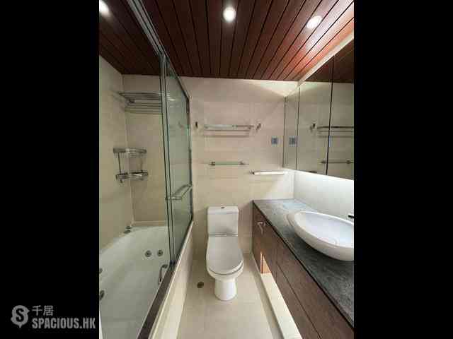 Mid Levels Central - Hillsborough Court 10