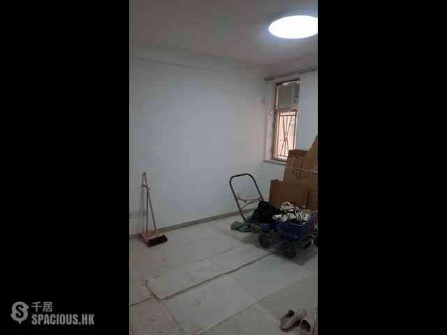 Fortress Hill - Kwong Chiu Terrace Block B 04