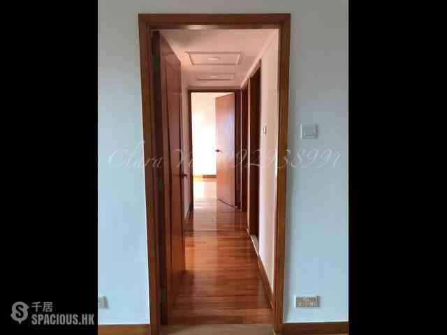 Kennedy Town - University Heights 12