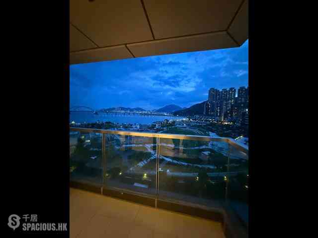 Tseung Kwan O - The Wings Ocean Wings Block 2 06