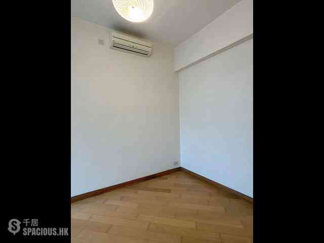 Tseung Kwan O - The Wings The Wings Block 2 08