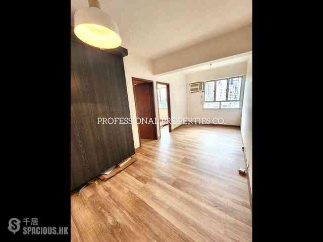 Tai Hang - Winway Court 09