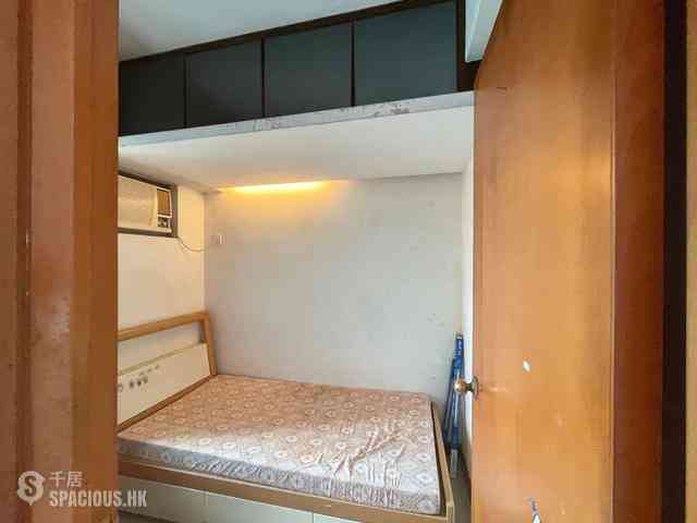 Tseung Kwan O - The Grandiose Block 3 04