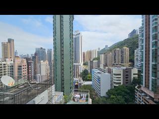 Wan Chai - Vincent Mansion 03