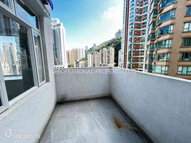 Wan Chai - Vincent Mansion 04