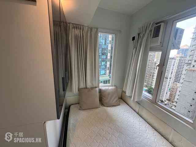 Mid Levels Central - Rich Court 06