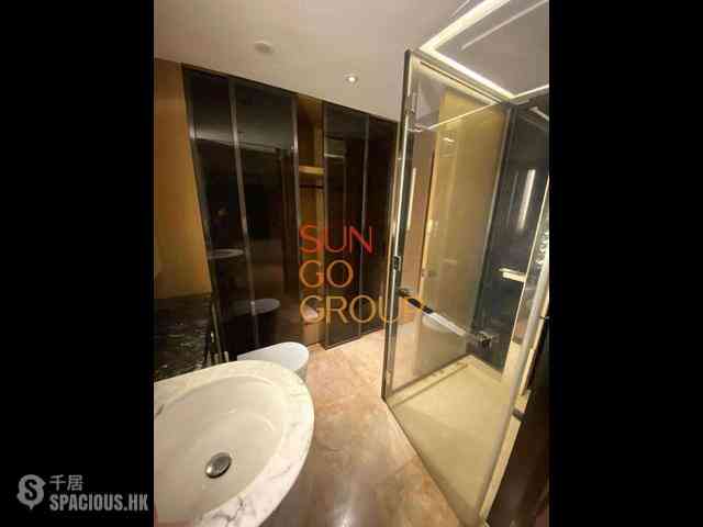 Mid Levels Central - Gramercy 03
