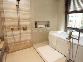 Mid Levels Central - 3, MacDonnell Road 07
