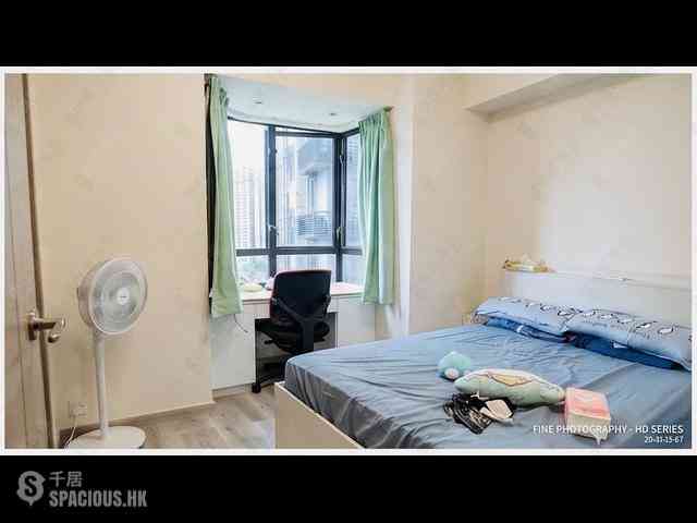 Mid Levels Central - Robinson Heights 03