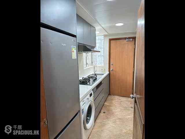 Sai Ying Pun - Ying Wa Court 02