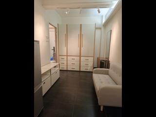 Wan Chai - Fu Lok Building 03