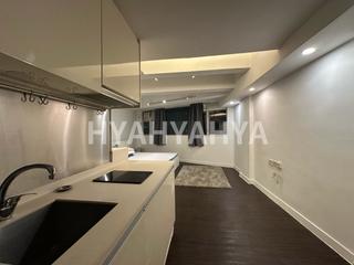 Central - 68 Hollywood Road 05