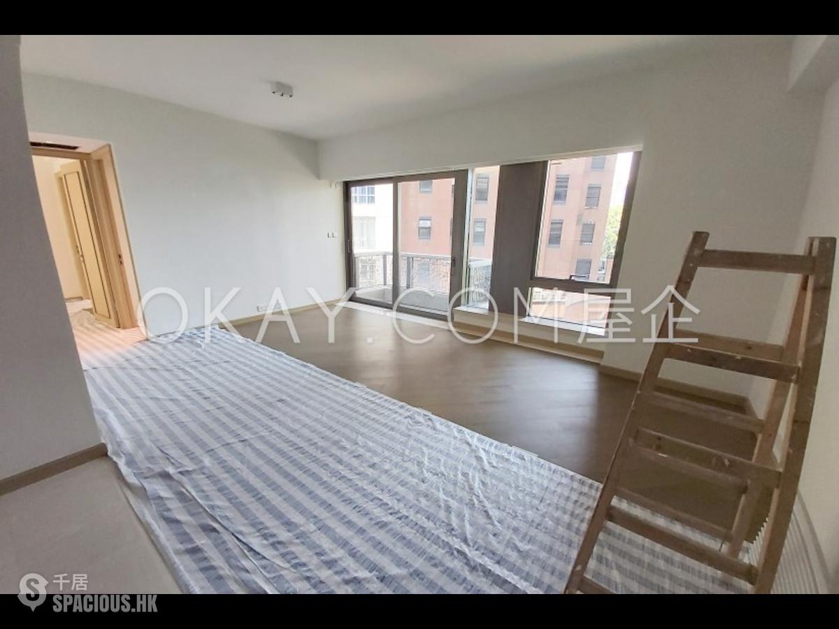 Mid Levels Central - 3, MacDonnell Road 01