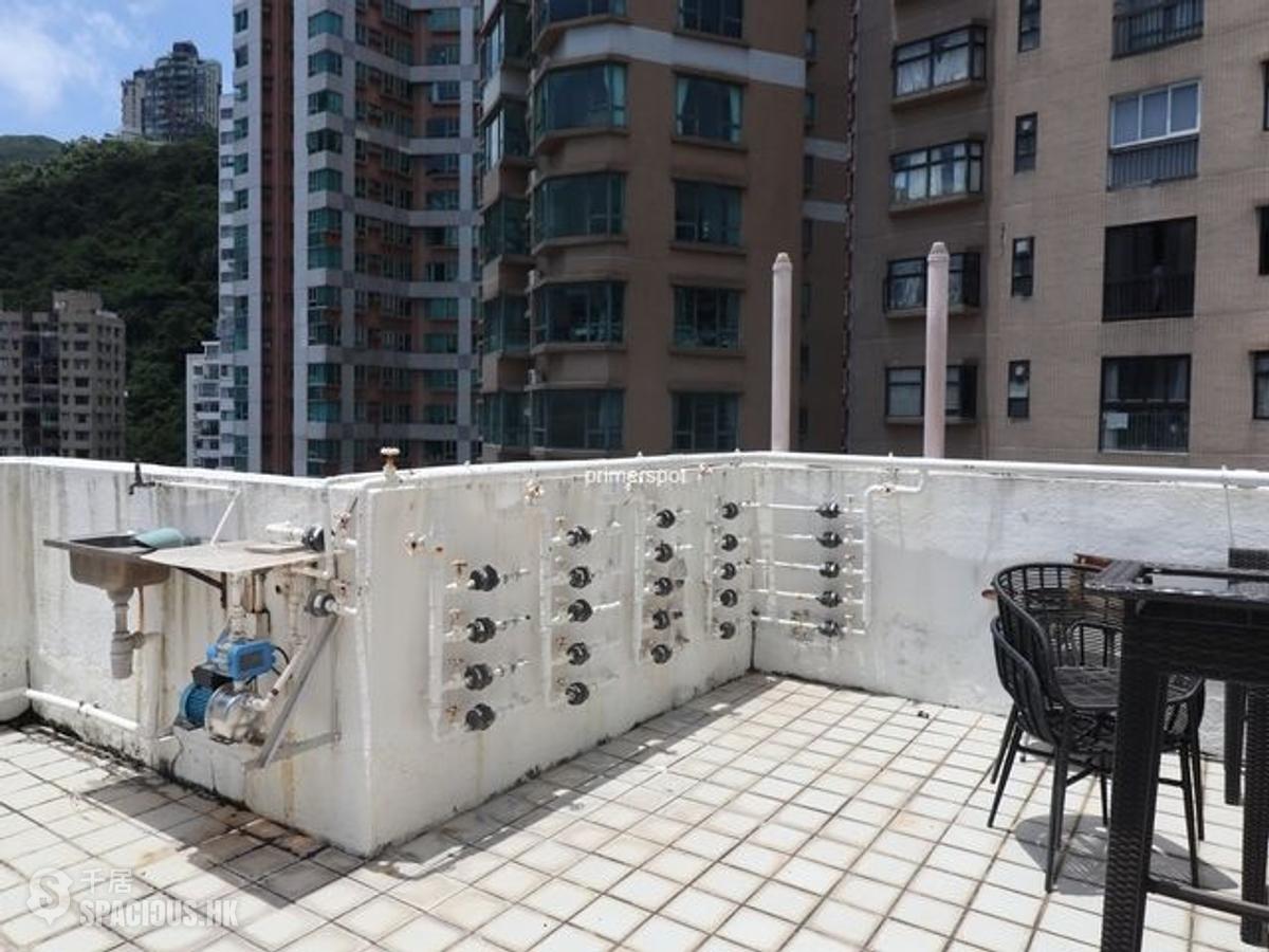 Wan Chai - Vincent Mansion 01