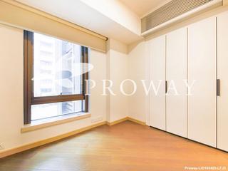 Mid Levels Central - 3, MacDonnell Road 07