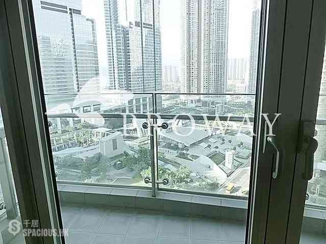 West Kowloon - The Harbourside 01