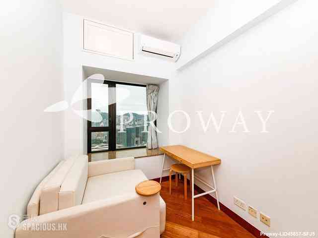 West Kowloon - The Arch 10