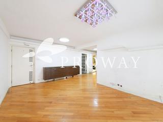 Wan Chai - Phoenix Court 04