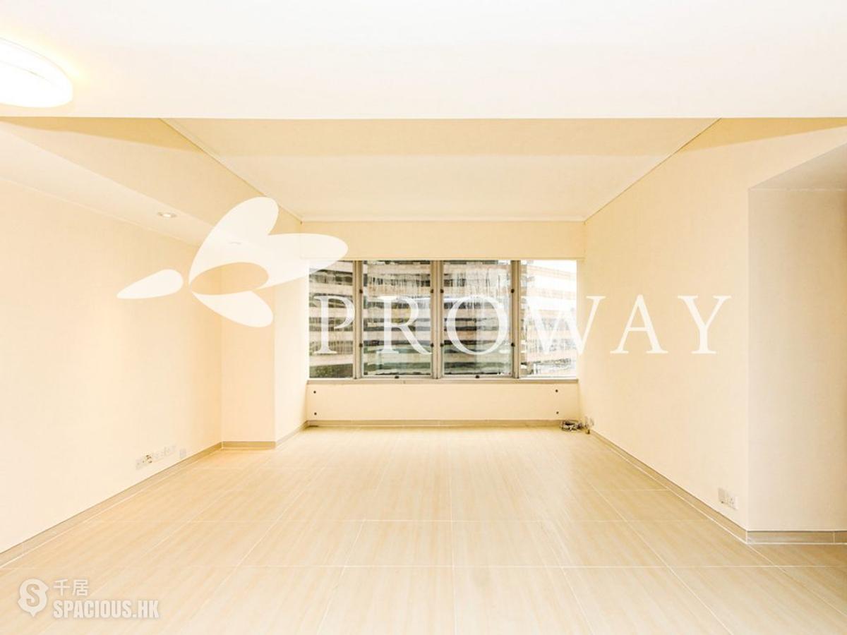 Wan Chai - Convention Plaza Apartments 01