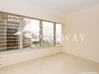 Wan Chai - Convention Plaza Apartments 08