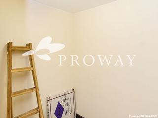 Wan Chai - Convention Plaza Apartments 11