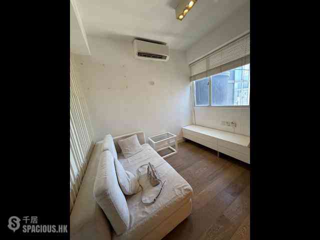 Mid Levels Central - Jadestone Court 02