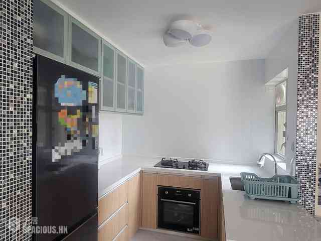 North Point - Island Place 06