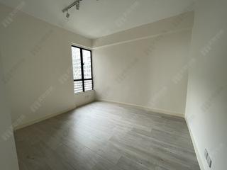 Mid Levels Central - Clovelly Court 06