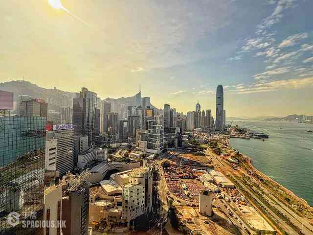 Wan Chai - Convention Plaza Apartments 07