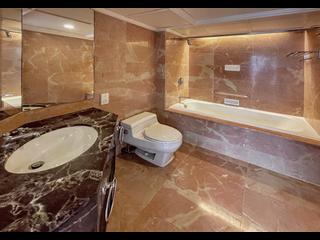 Wan Chai - Convention Plaza Apartments 05