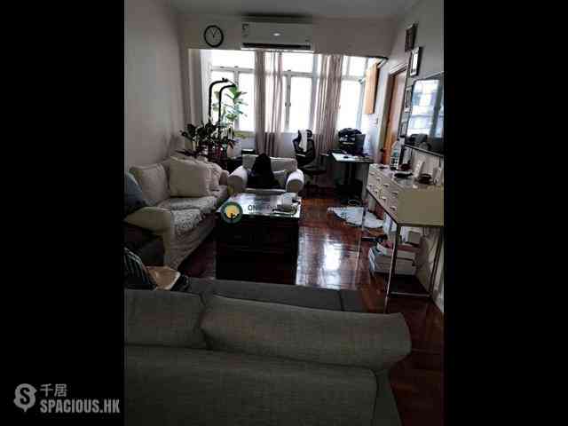 Mid Levels West - Hing Wah Mansions 01
