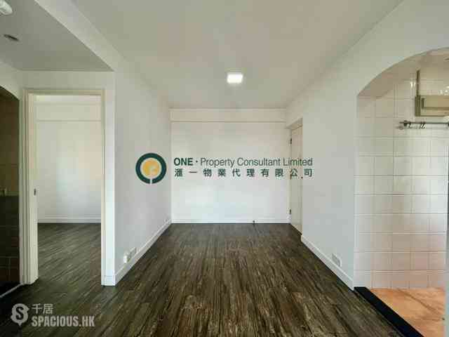 Sai Ying Pun - Kam Fung Mansion 04