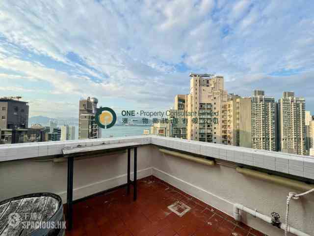 Sai Ying Pun - Kam Fung Mansion 09