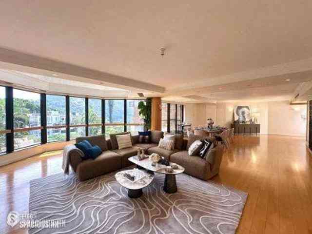 Shouson Hill - Henredon Court 03