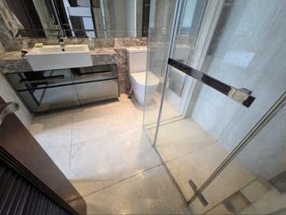 Wan Chai - The Avenue 15