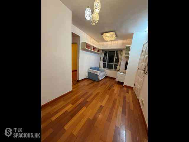 Mid Levels West - Cartwright Gardens 01