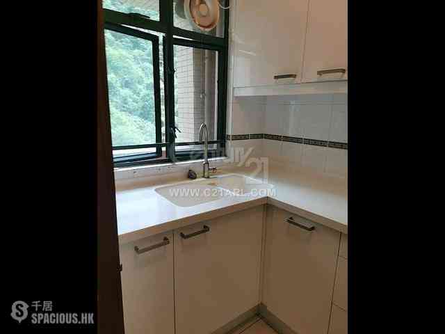 Mid Levels Central - Hillsborough Court 03