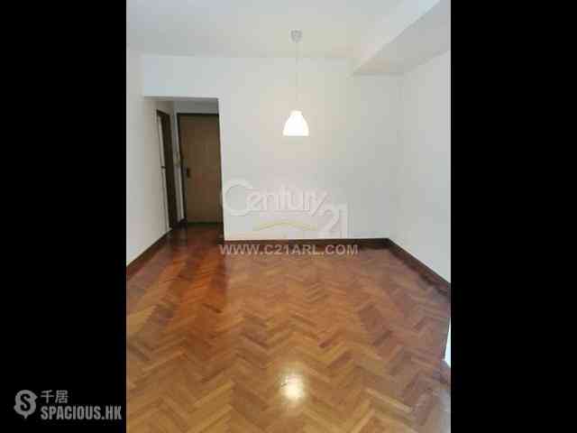 Mid Levels Central - Hillsborough Court 05