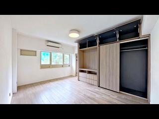 Mid Levels Central - St. Joan Court 11
