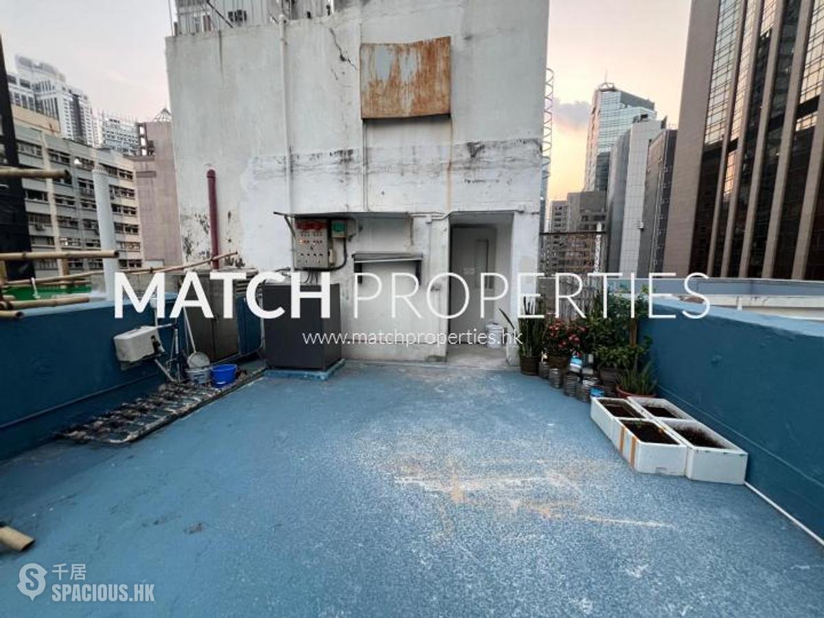 Wan Chai - Lok Ku House 01