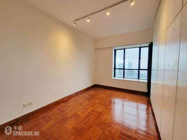Mid Levels Central - Clovelly Court Block 1 07