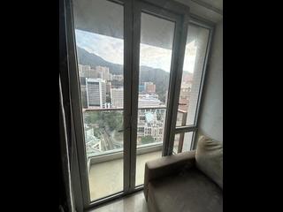 Sai Ying Pun - 63, Pokfulam Emerald House (Tower 2) 03