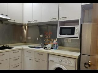 Mid Levels Central - Robinson Heights Block 3 04