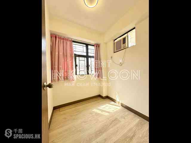 Mong Kok - Kai Wan Building 02