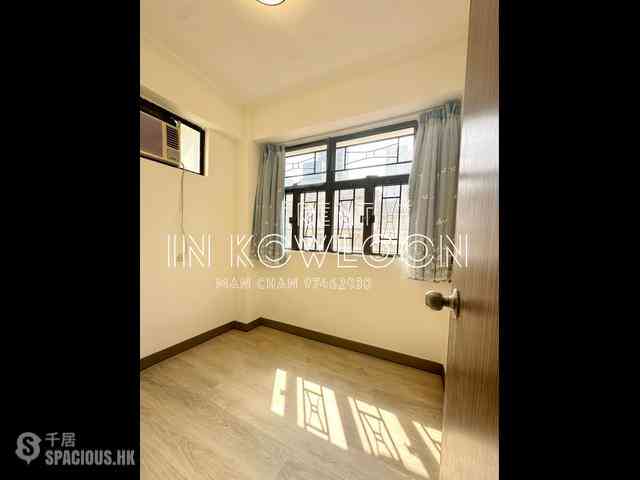 Mong Kok - Kai Wan Building 03