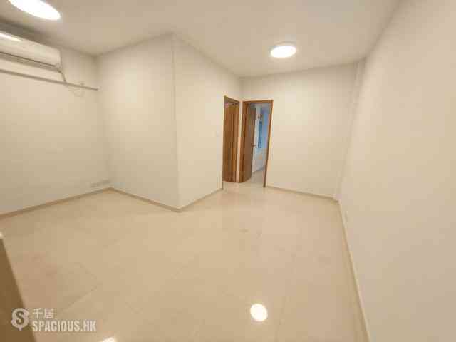 Quarry Bay - Kam Hoi Mansion 02