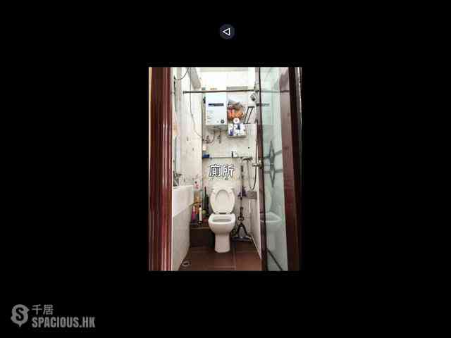 Sheung Wan - Man King Building 07